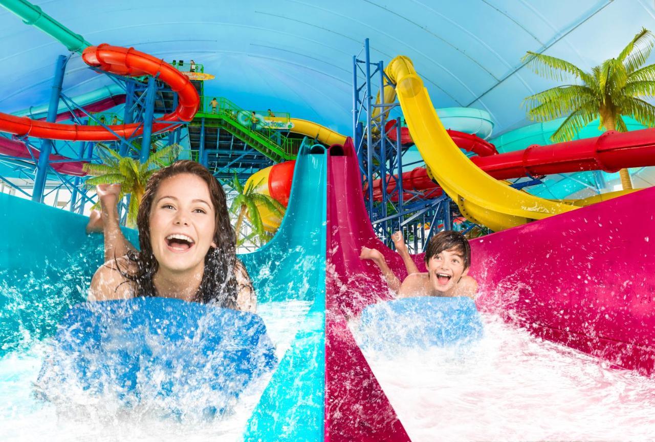Skyline Hotel & Waterpark Niagara Falls Exterior photo