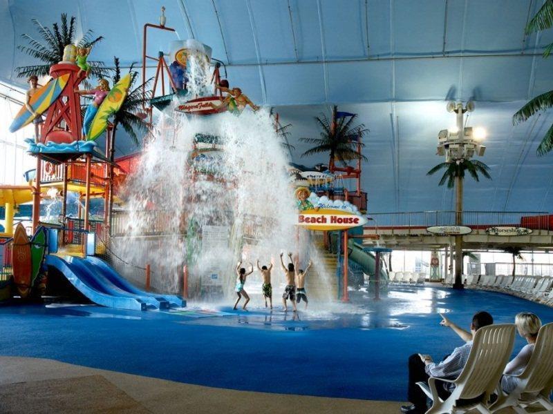 Skyline Hotel & Waterpark Niagara Falls Exterior photo