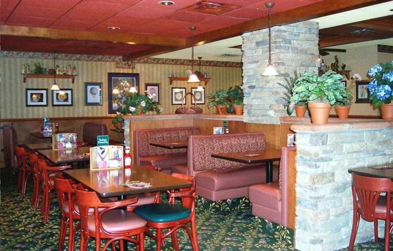 Skyline Hotel & Waterpark Niagara Falls Exterior photo